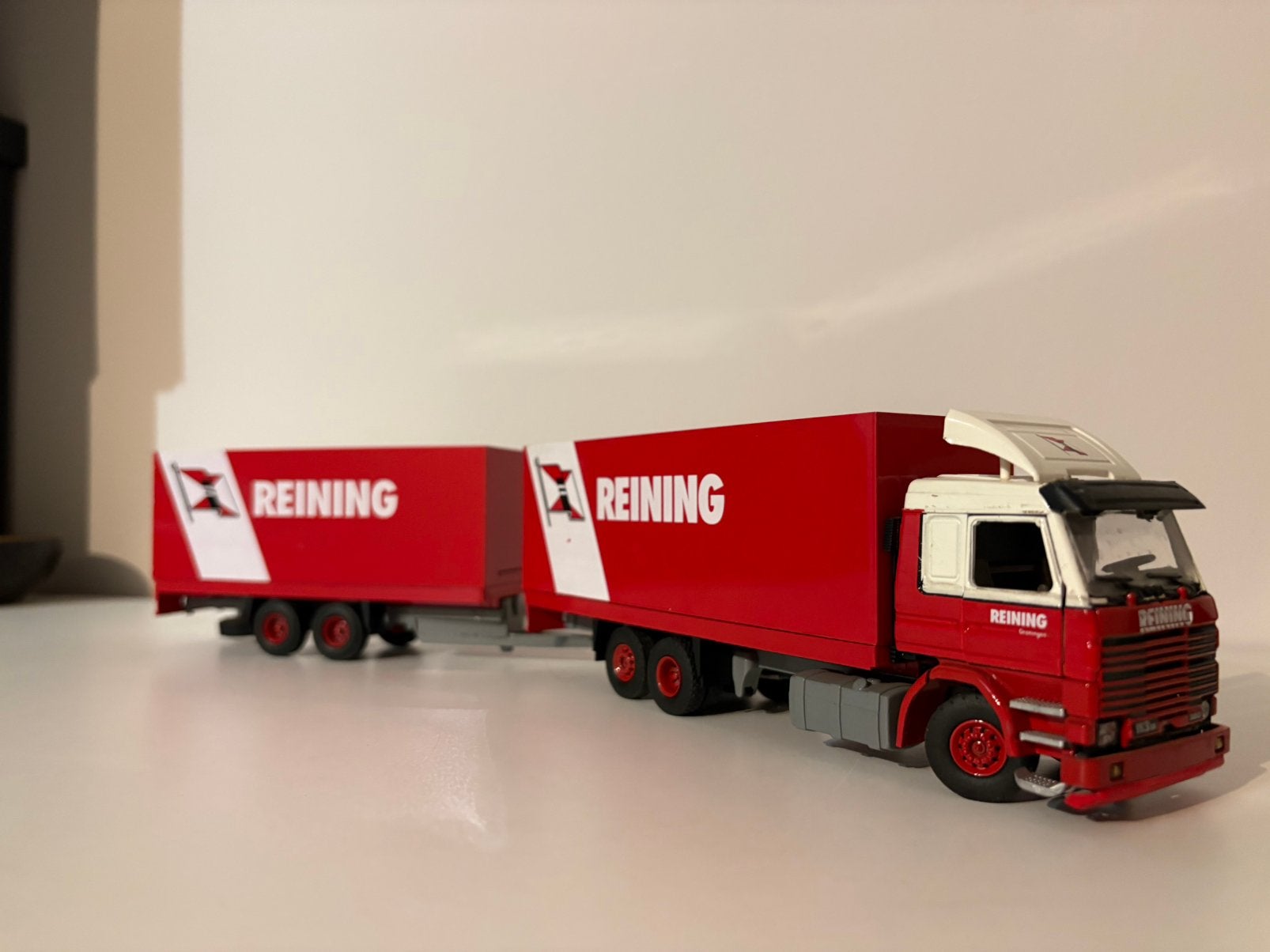 Scania 113m Reining Tekno, Hobby en Vrije tijd, Modelauto's | 1:50, Verzenden, Zo goed als nieuw, Bus of Vrachtwagen, Tekno