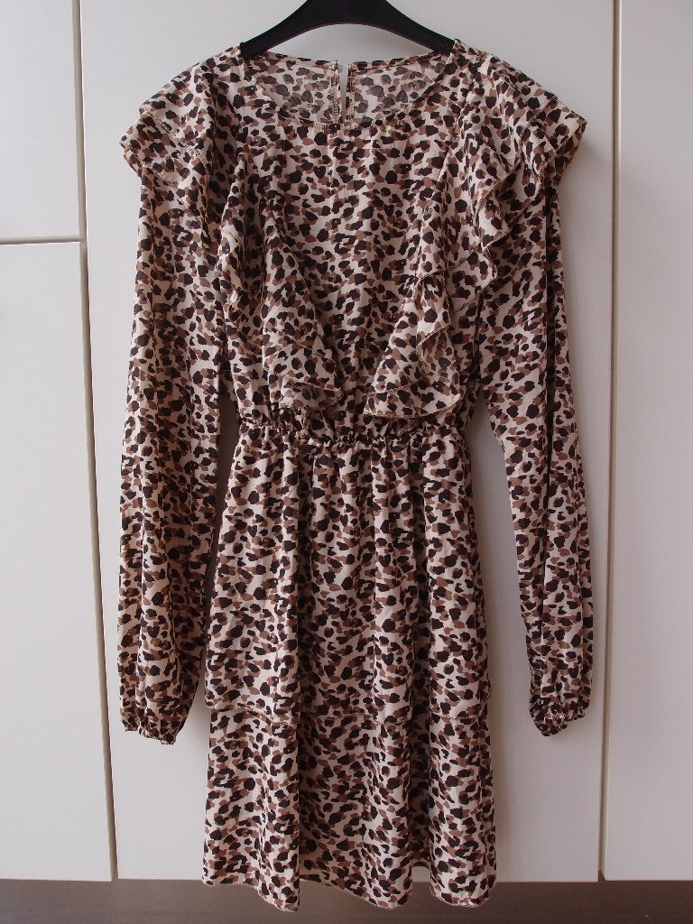 Erg mooie Shein dames meisjes panter print roezel jurk S, Beige, Ophalen of Verzenden, Zo goed als nieuw, Knielengte