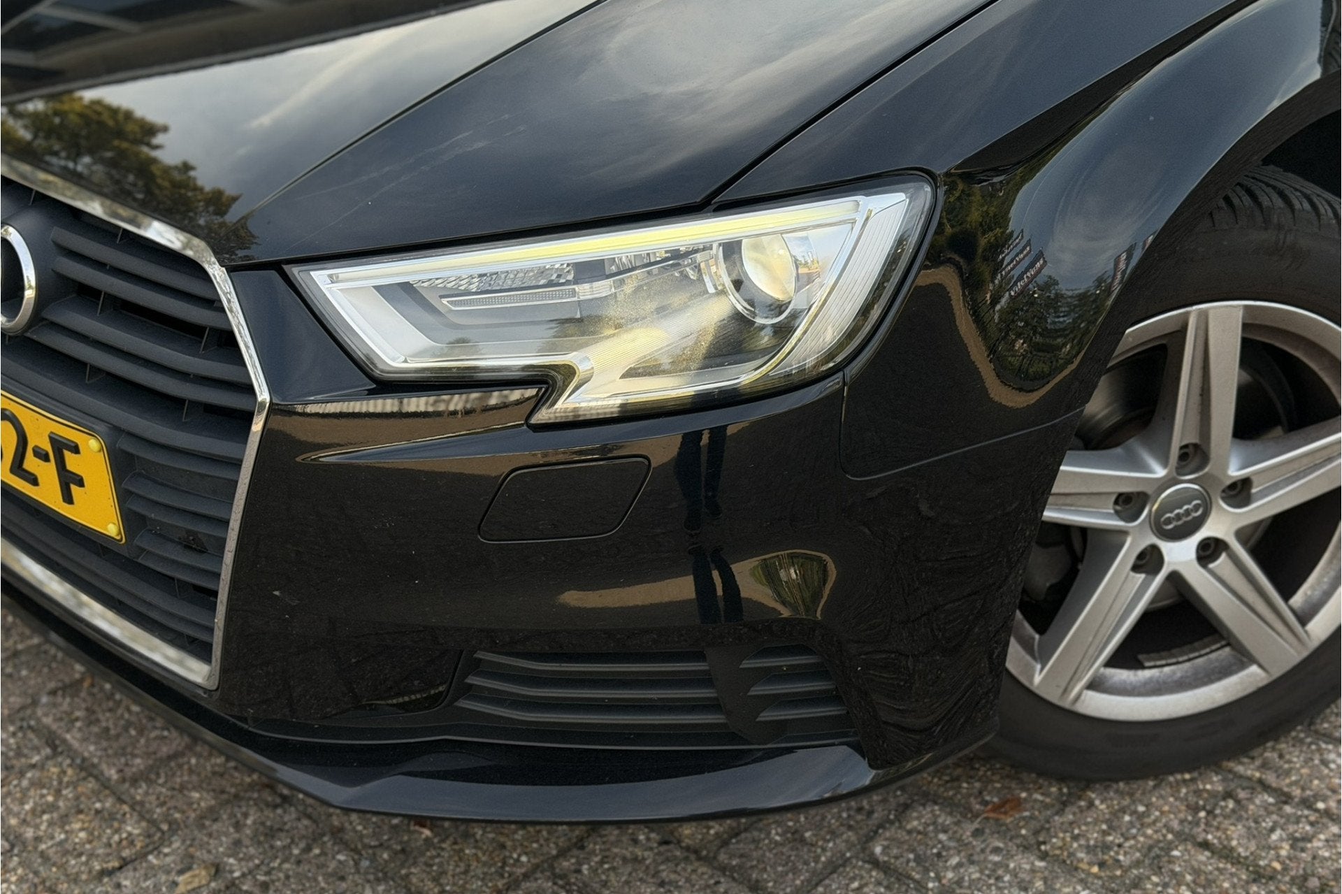 Audi A3 Sportback 1.0 TFSI Pro Line | PDC A | Cruise Control, Voorwielaandrijving, Stof, Gebruikt, Zwart