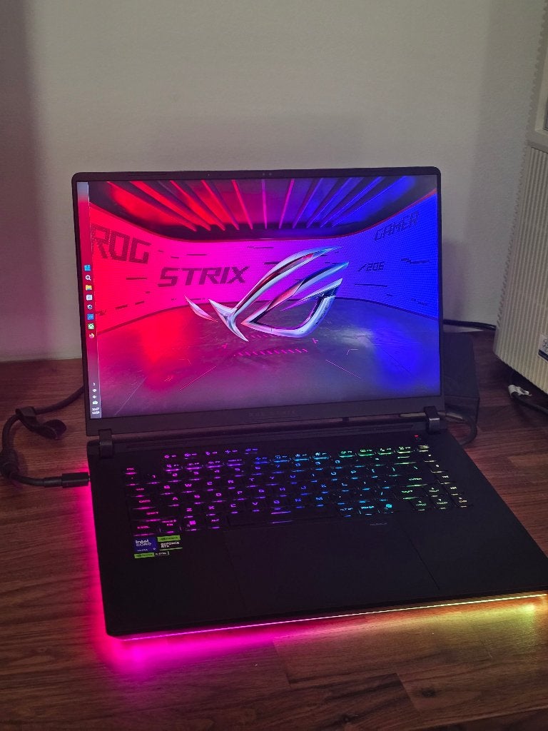 Asus ROG Strix Scar 16 (2025) G635LW RTX 5080, Ophalen, Met videokaart, Asus, Zo goed als nieuw