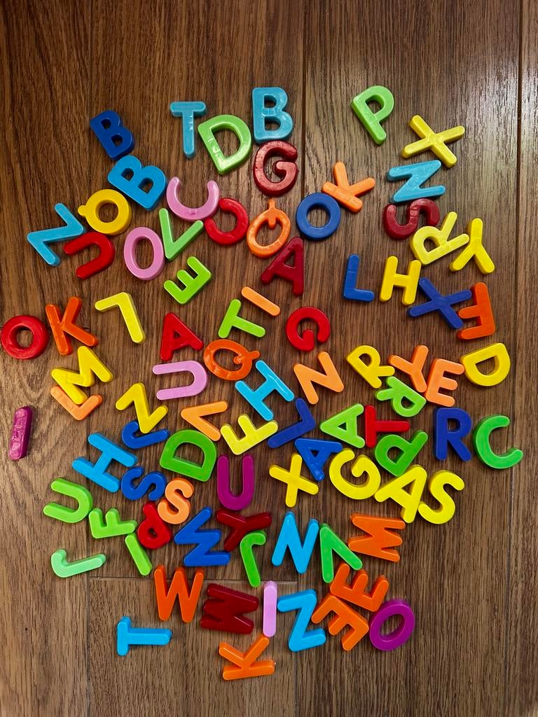 (Koelkast) magneten letters. 3 sets., Ophalen of Verzenden, Zo goed als nieuw