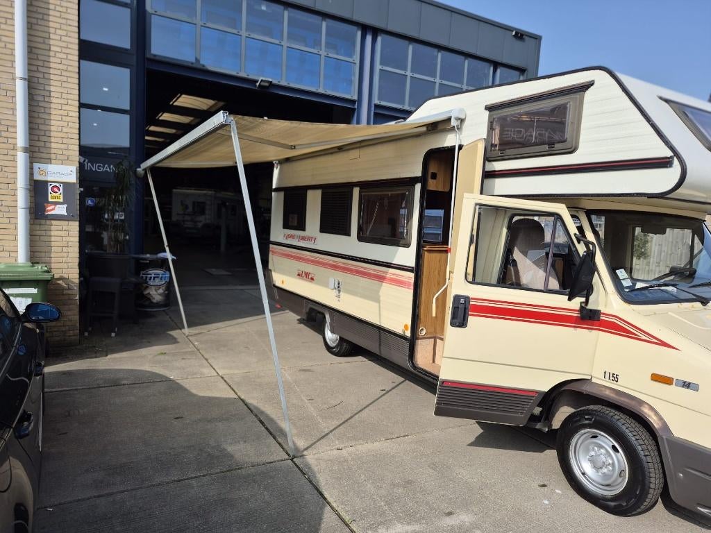 ** Zeer nette Camper het kijken waard **, Auto's, Voorwielaandrijving, Stof, 1800 kg, Wit
