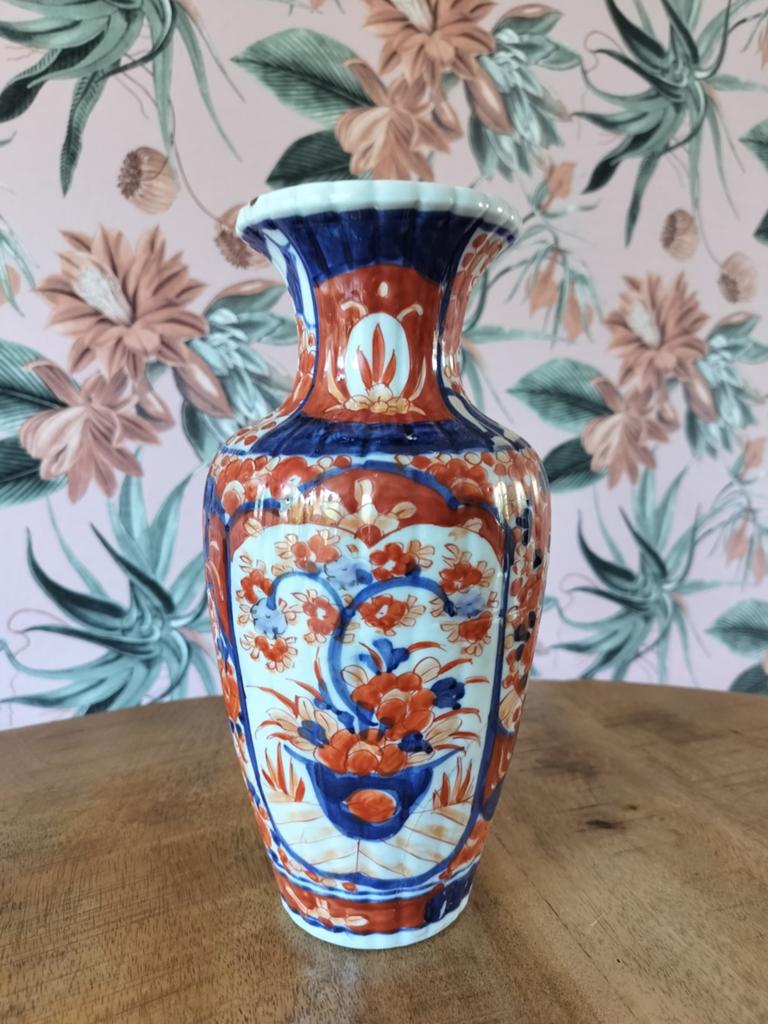 Antieke Imari vaas, handgeschilderd, rood en blauw, Antiek en Kunst, Antiek | Vazen, Ophalen of Verzenden