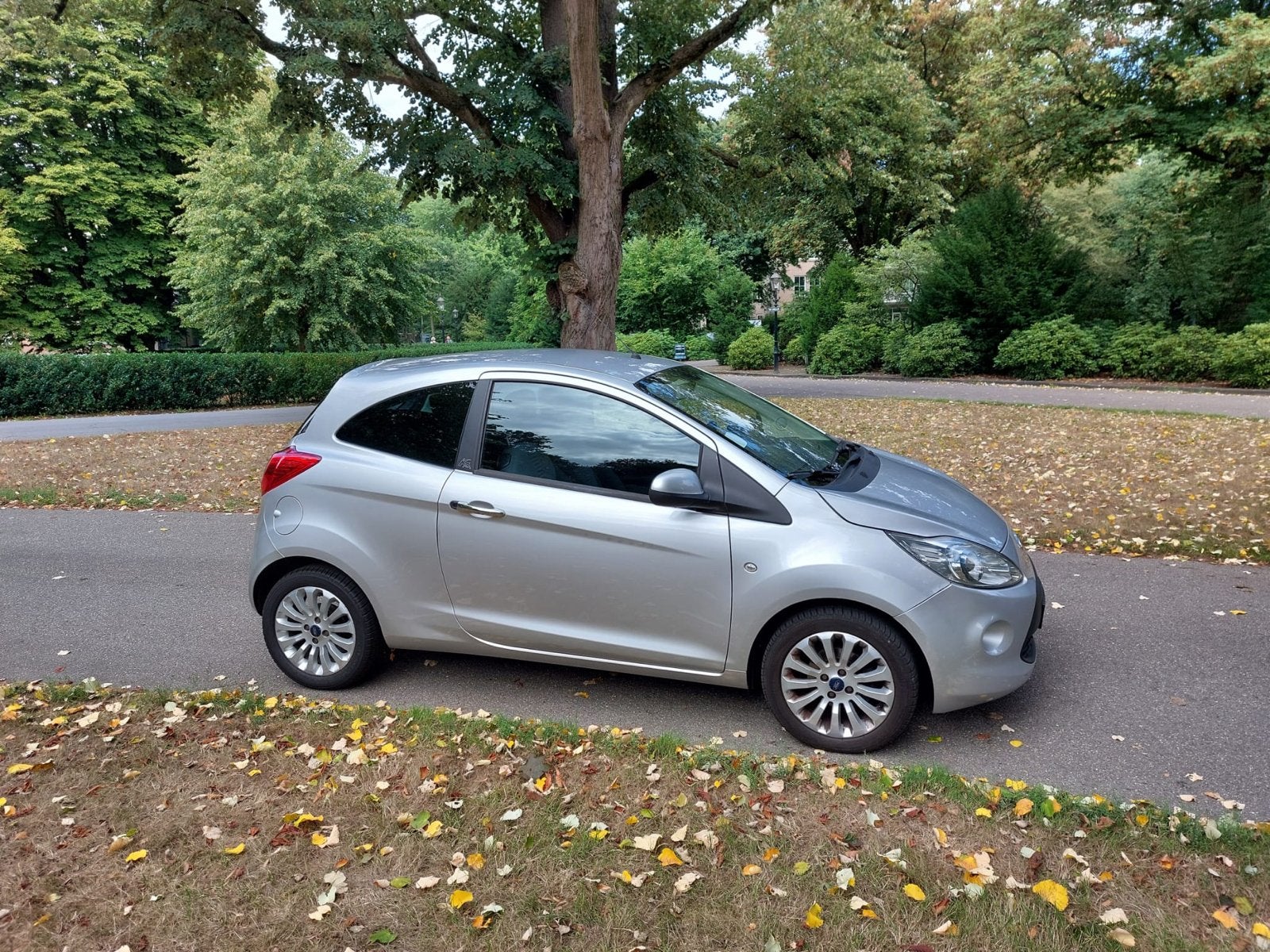 Ford Ka 1.2 69pk 2012 Grijs, Auto's, Voorwielaandrijving, Stof, 1242 cc, 4 cilinders