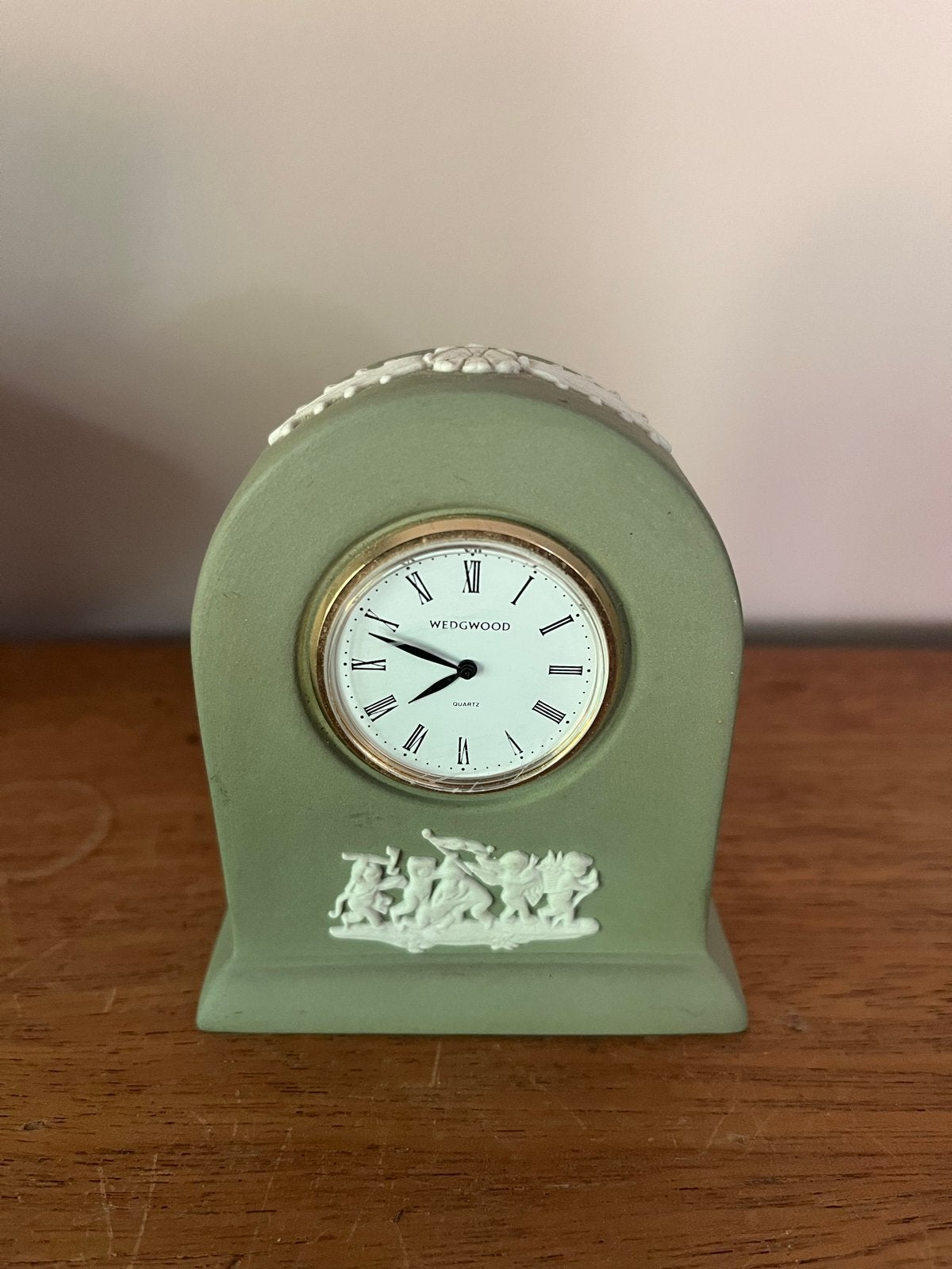 Wedgwood Jasperware Groene Tafelklokje, Antiek en Kunst, Ophalen of Verzenden