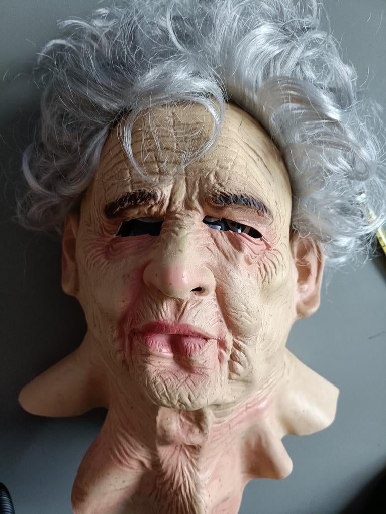Nieuw 2x Realistische Latex Maskers – Oude Mannen, Ophalen of Verzenden, Nieuw, Overige maten, Halloween
