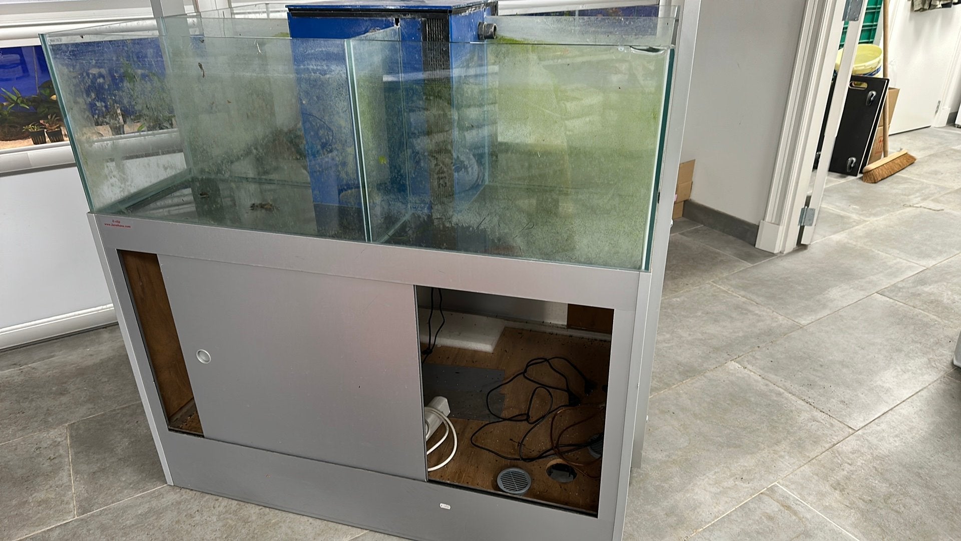 GRATIS PLANTEN VERKOOP BAK, Ophalen of Verzenden, Zo goed als nieuw, Leeg aquarium