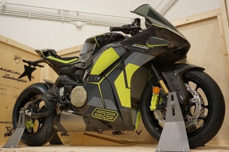 Ducati V4 Lamborghini 63 Limited Edition In Krat No. 630/630, Motorrijbewijs A, Bedrijf, Super Sport, Meer dan 35 kW