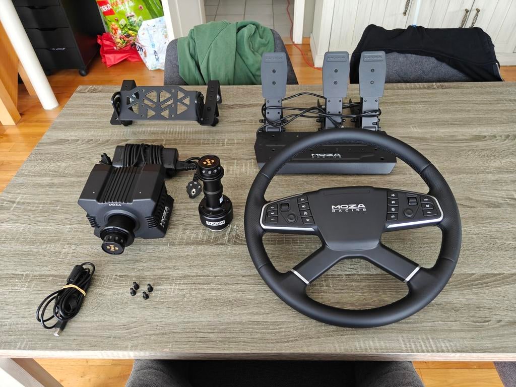 Moza R5 bundle + extras, Ophalen, Zo goed als nieuw, Moza Racing