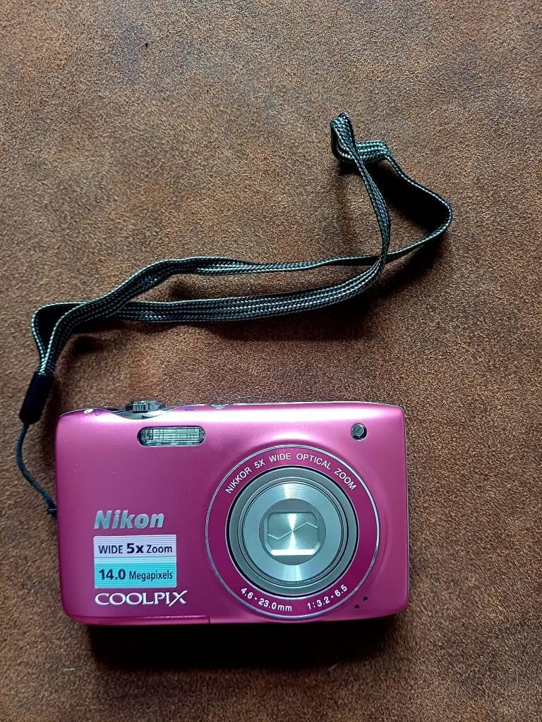 Vintage roze Nikon Coolpix S3100, 14 Megapixel, Gebruikt, Compact, Ophalen of Verzenden