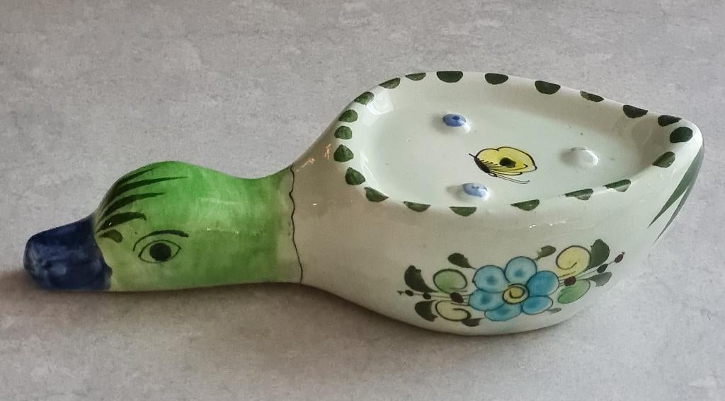 Tonala Mexico eend (zeepbakje?) - gesigneerd, Verzamelen, Beelden en Beeldjes, Ophalen of Verzenden, Zo goed als nieuw, Dier