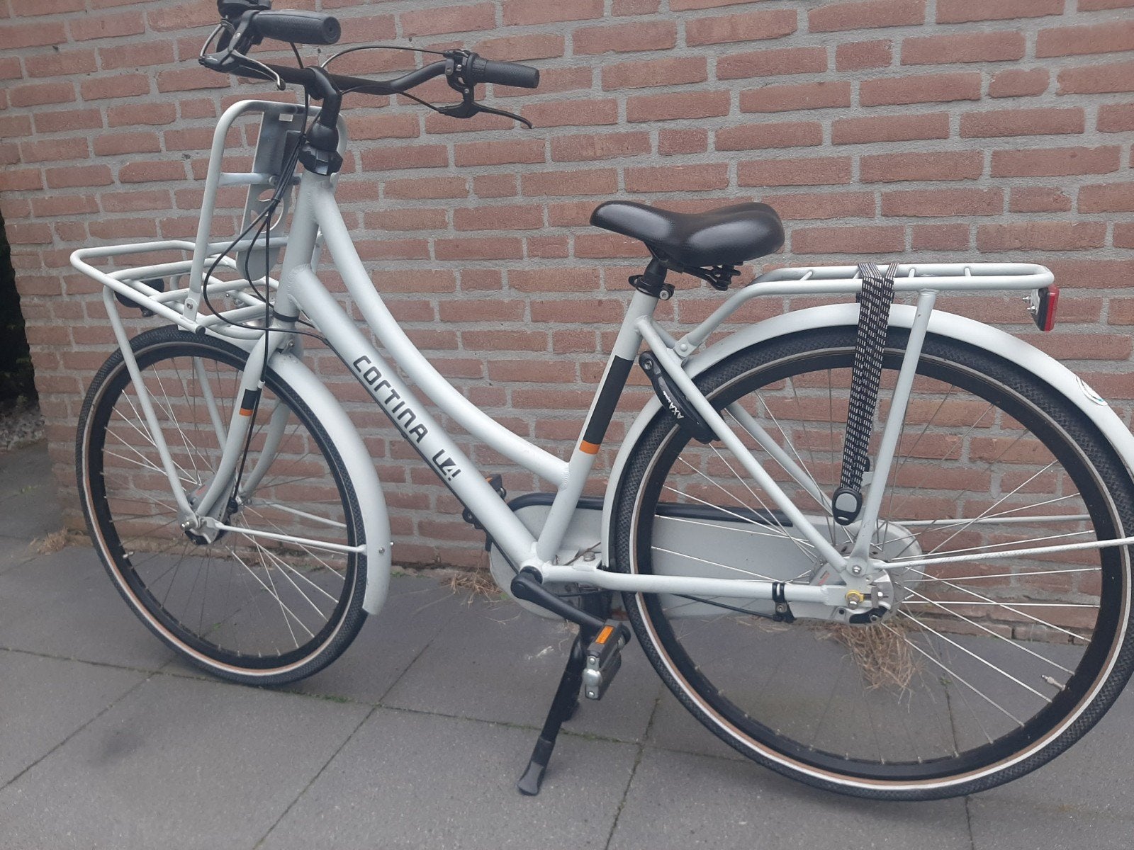 Corrina U4 nette damesfiets. 3 versnellingen. CortinaU4, Ophalen, Zo goed als nieuw, Cortina U4