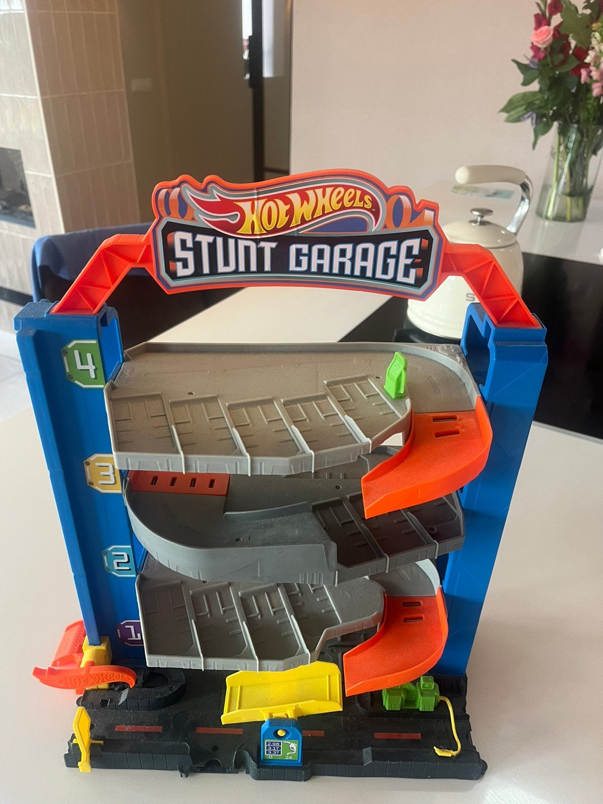 Hotwheels stuntgarage, Ophalen, Zo goed als nieuw, Handmatig, Hot Wheels