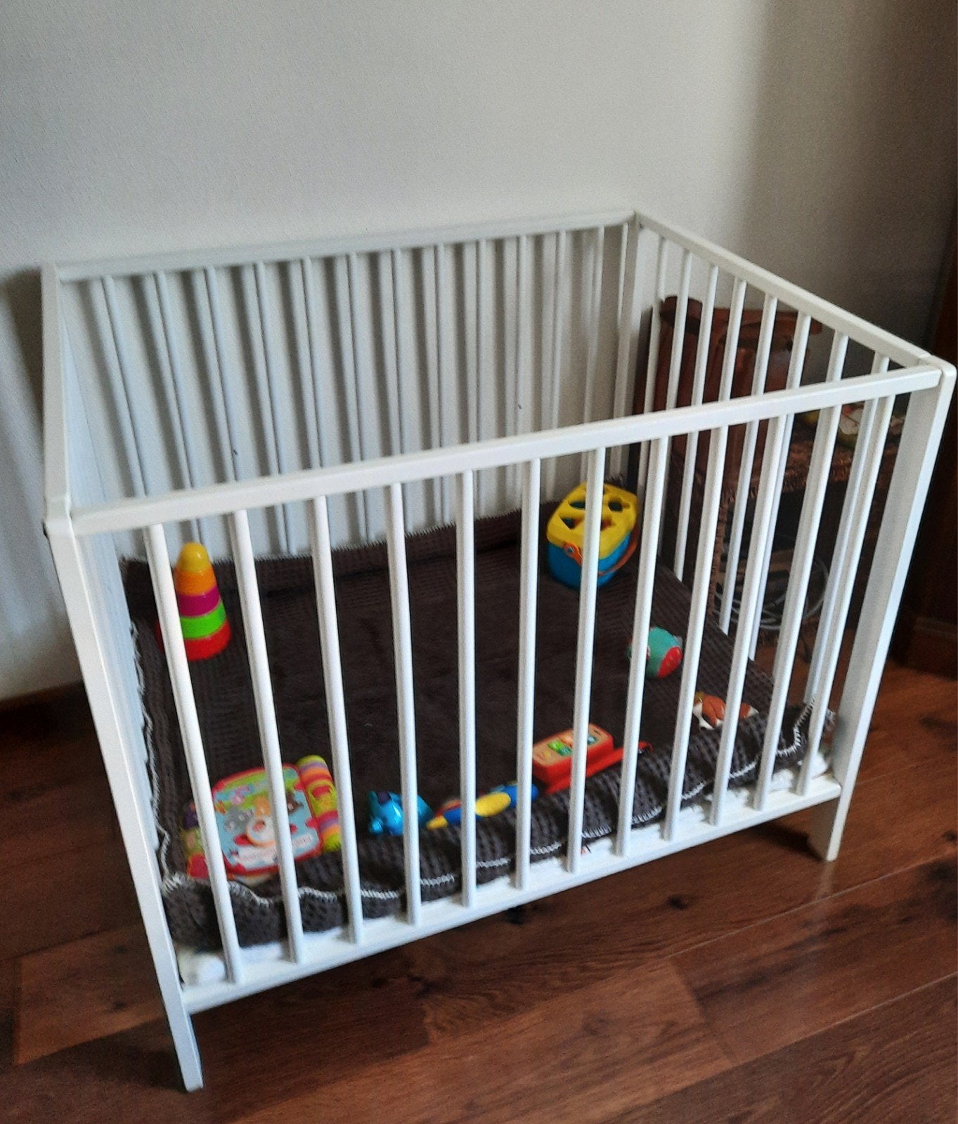 Witte box met boxkleed, Ophalen, Gebruikt, Vierkant, Boxkleed