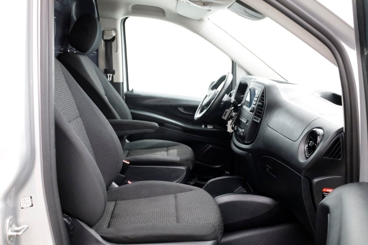 Mercedes-Benz Vito 114 CDI 136pk Compact 9G Automaat 2x Schu, Auto's, Gebruikt, Euro 6, 4 cilinders, 2000 kg