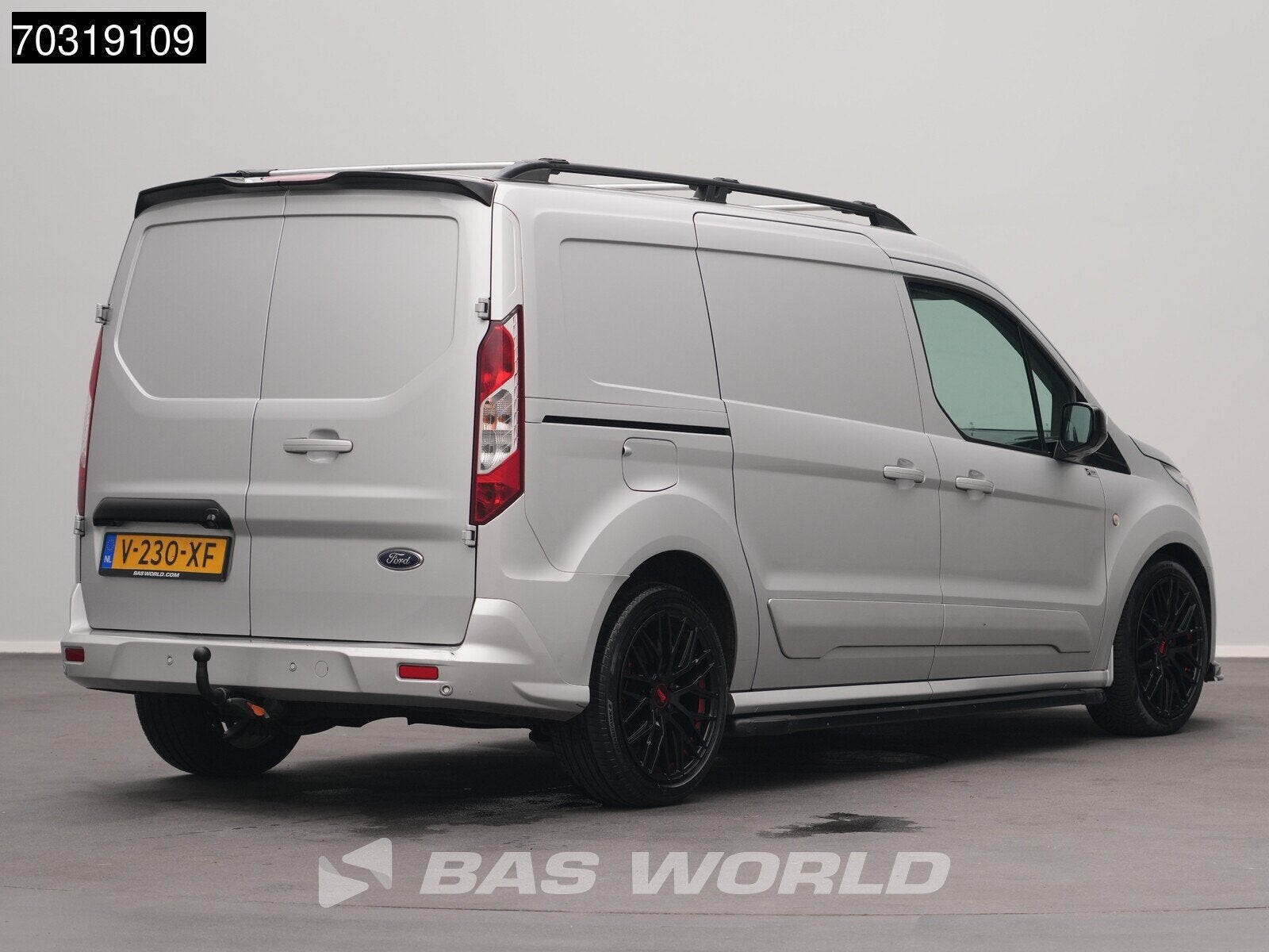 Ford Transit Connect 100PK Automaat L2H1 Sport Edition 18'', Automaat, Gebruikt, 4 cilinders, 100 pk