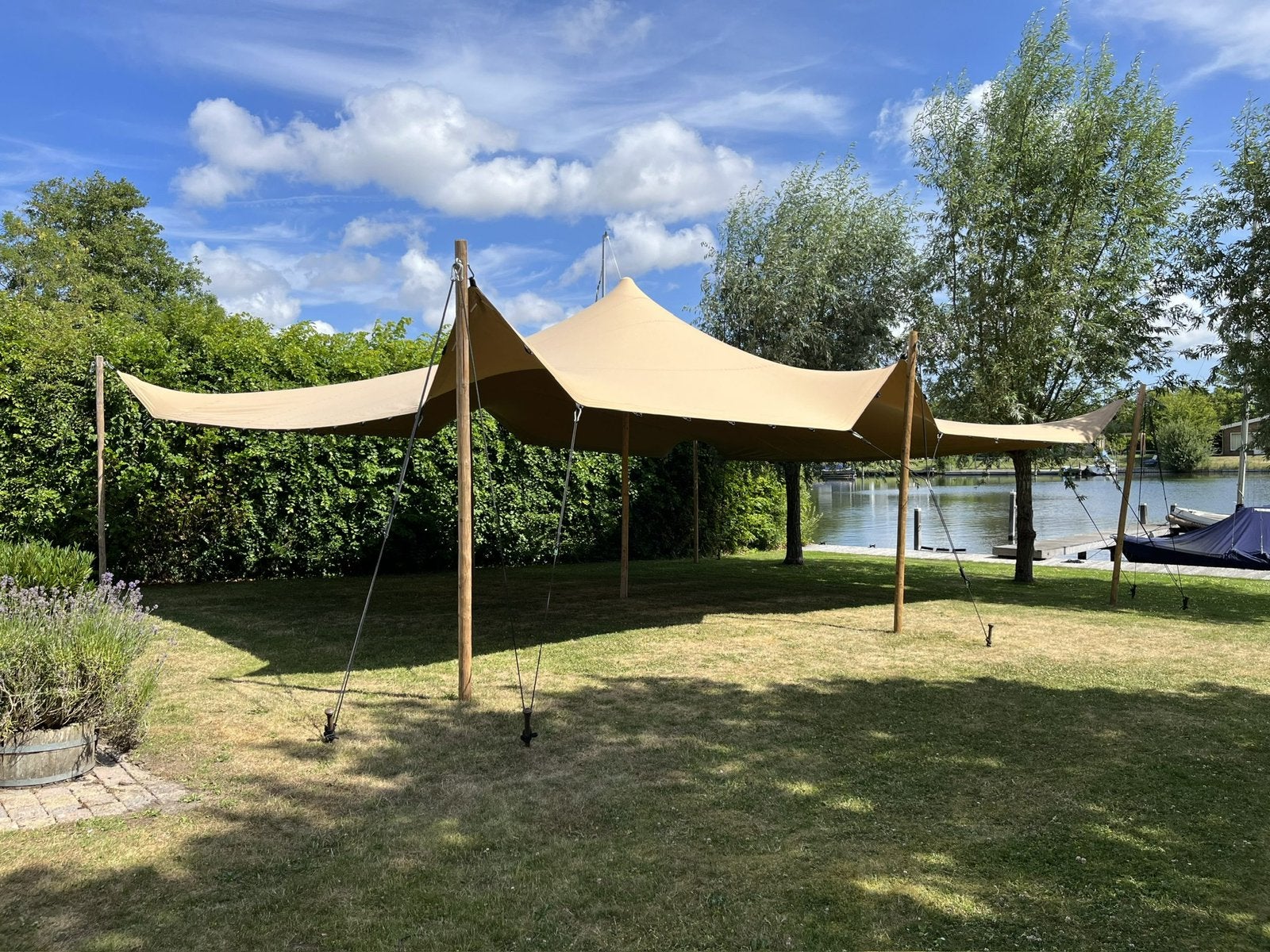 Stretchttent 7,5 x10 te huur, Eén persoon, Kortingskaart