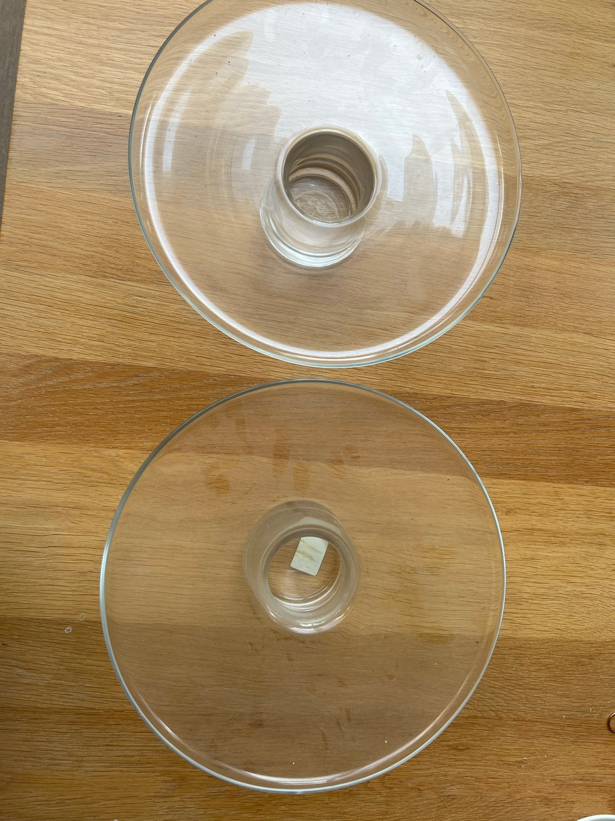Twee glazen schalen voor bloemstuk of taart - Gaaf, Ophalen, Op voet, Schaal, Rond