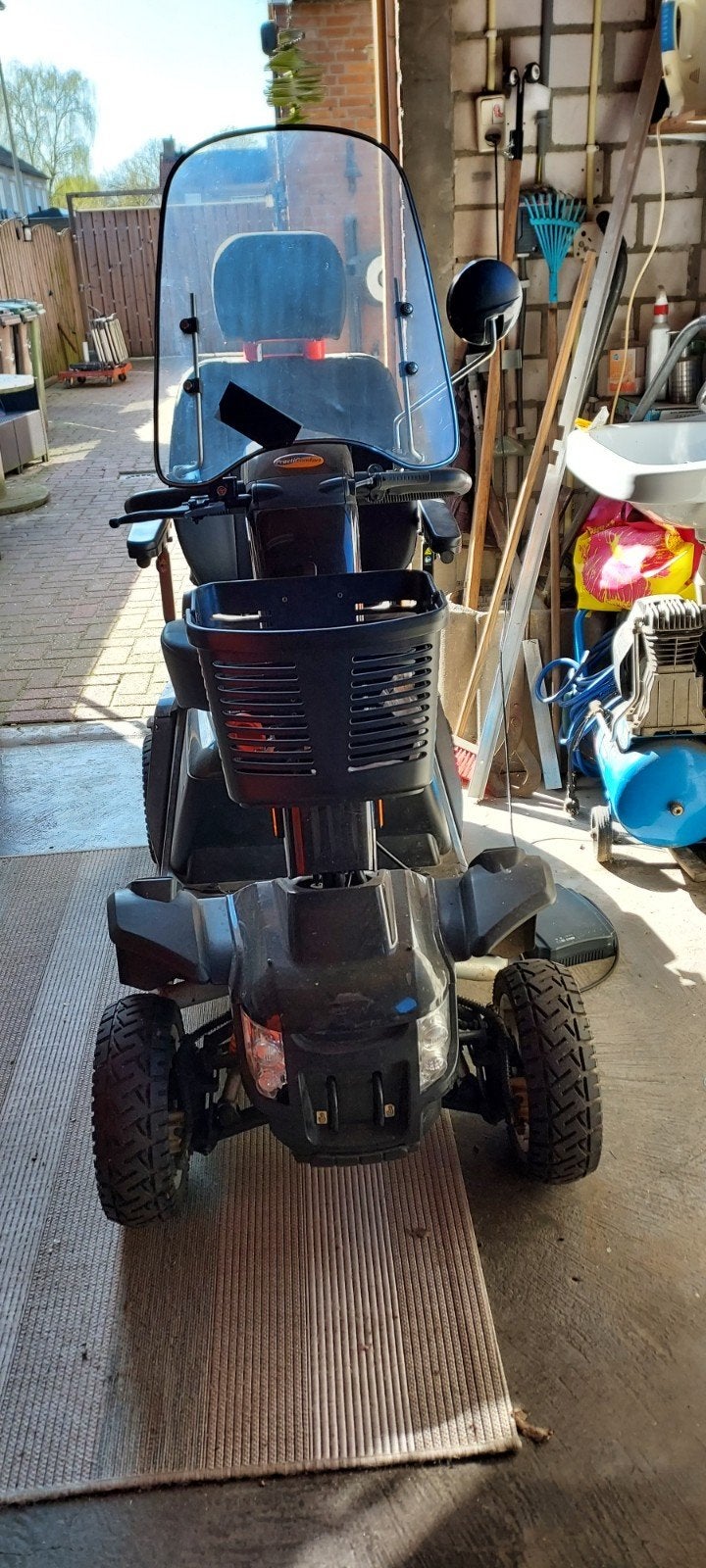 Scootmobiel te koop. Vier wielen, Ophalen, 46 km of meer, 16 km/u of meer