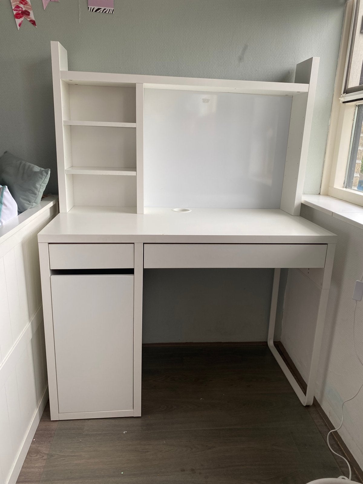 Ikea kinder bureau wit ( Micke) incl stoel, Ophalen, 105 cm, Gebruikt, Scandinavisch