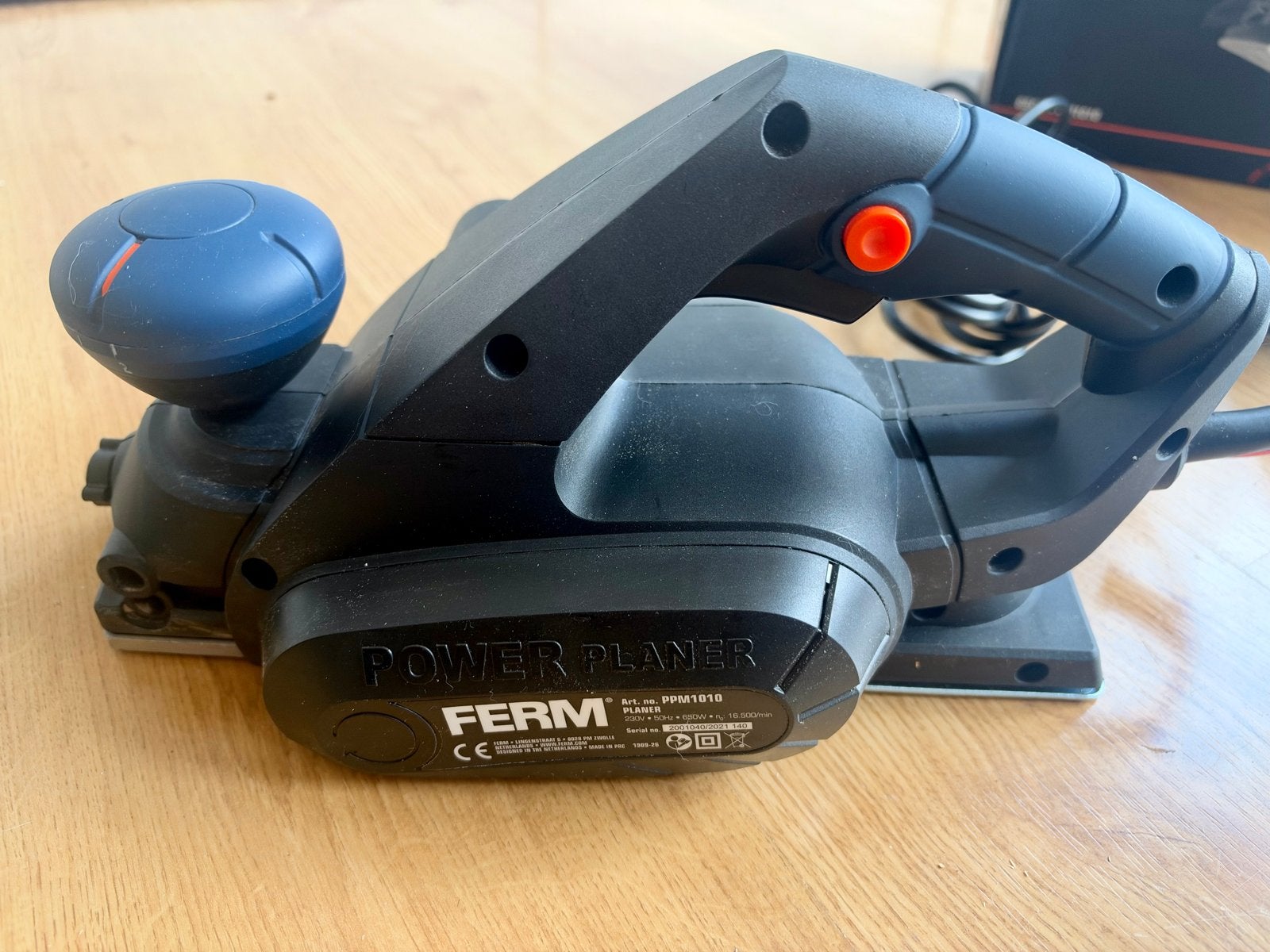 Ferm Power Planer PPM1010 - Elektrische Schaafmachine, Ophalen of Verzenden, Zo goed als nieuw