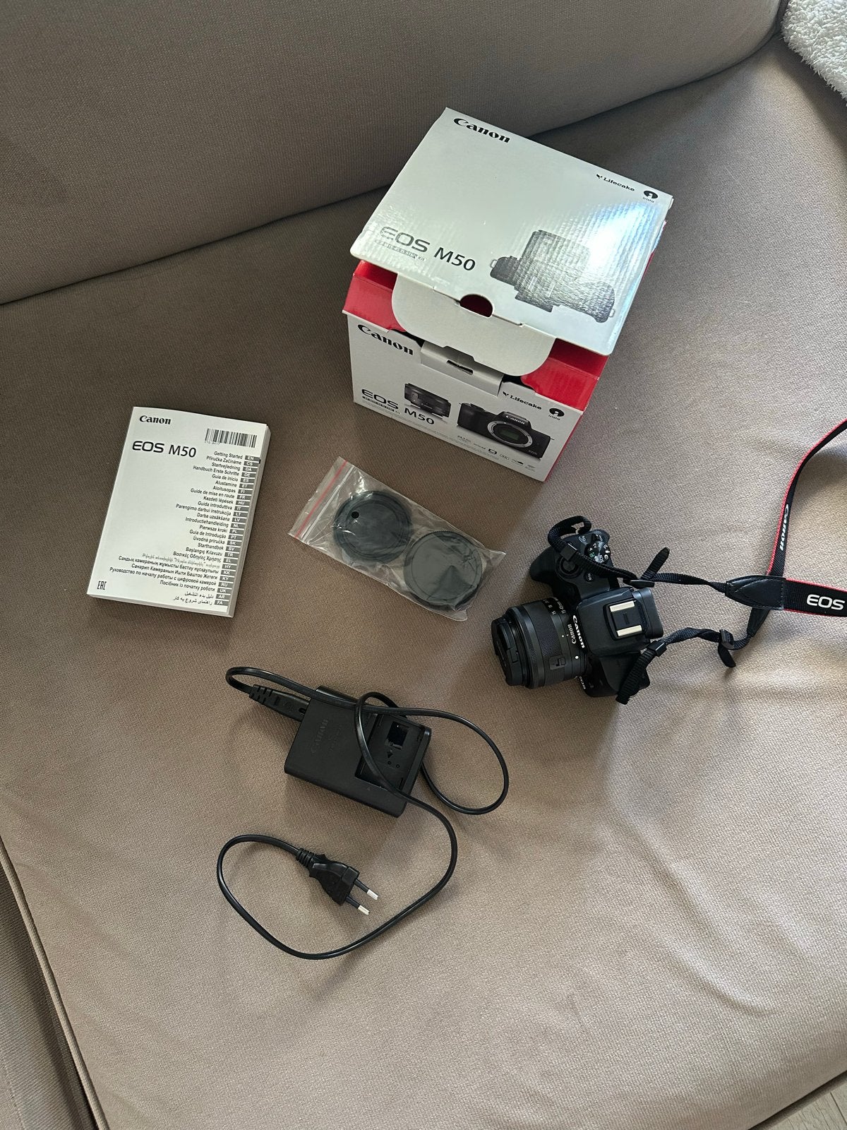 Canon EOS M50 Systeemcamera met 15-45mm lens, Audio, Tv en Foto, Fotocamera's Digitaal, Ophalen, Canon, Beeldstabilisatie, Zo goed als nieuw