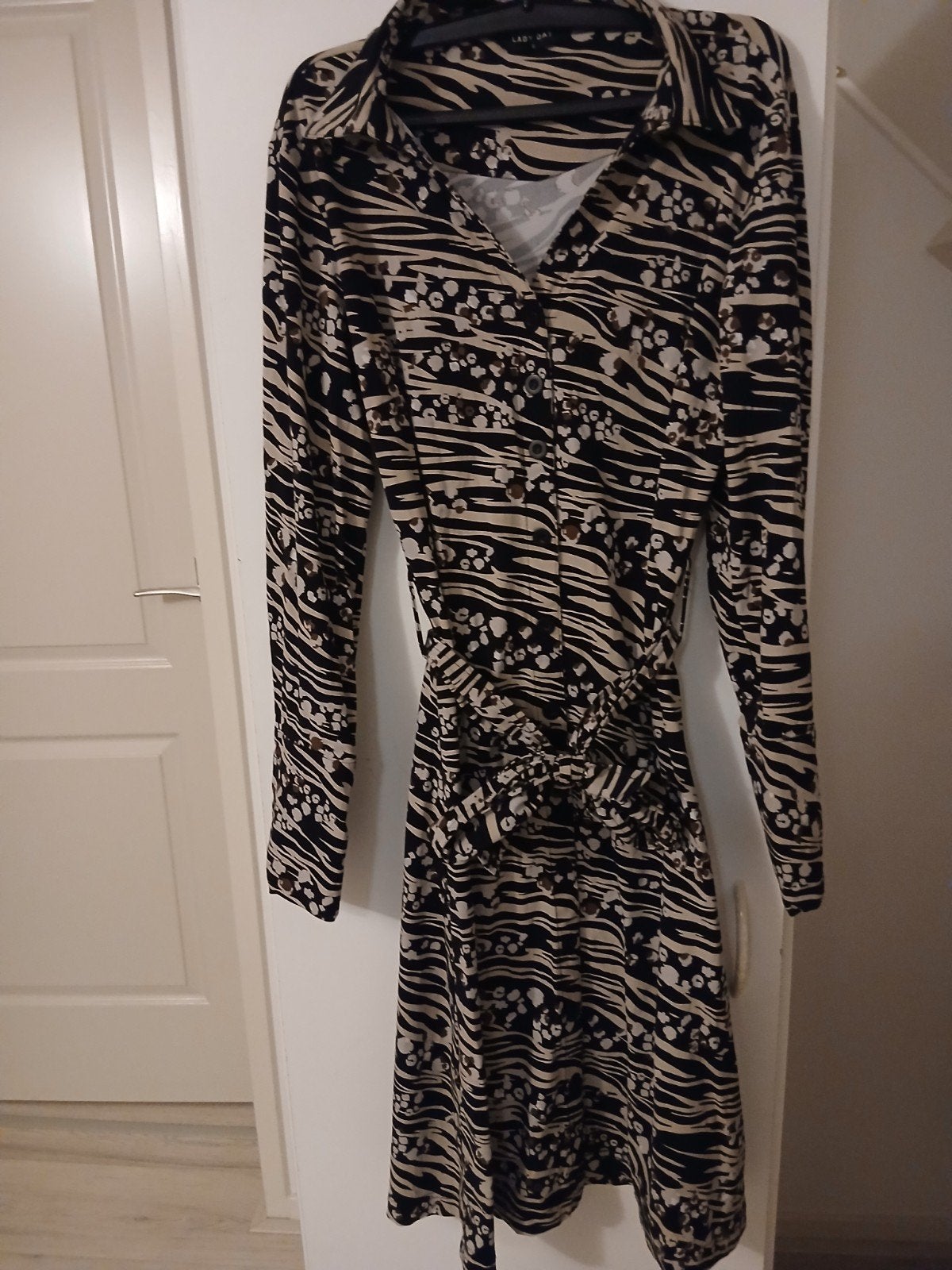 jurk maat s, Kleding | Dames, Meerkleurig, Zo goed als nieuw, Onder de knie, Maat 38/40 (M)