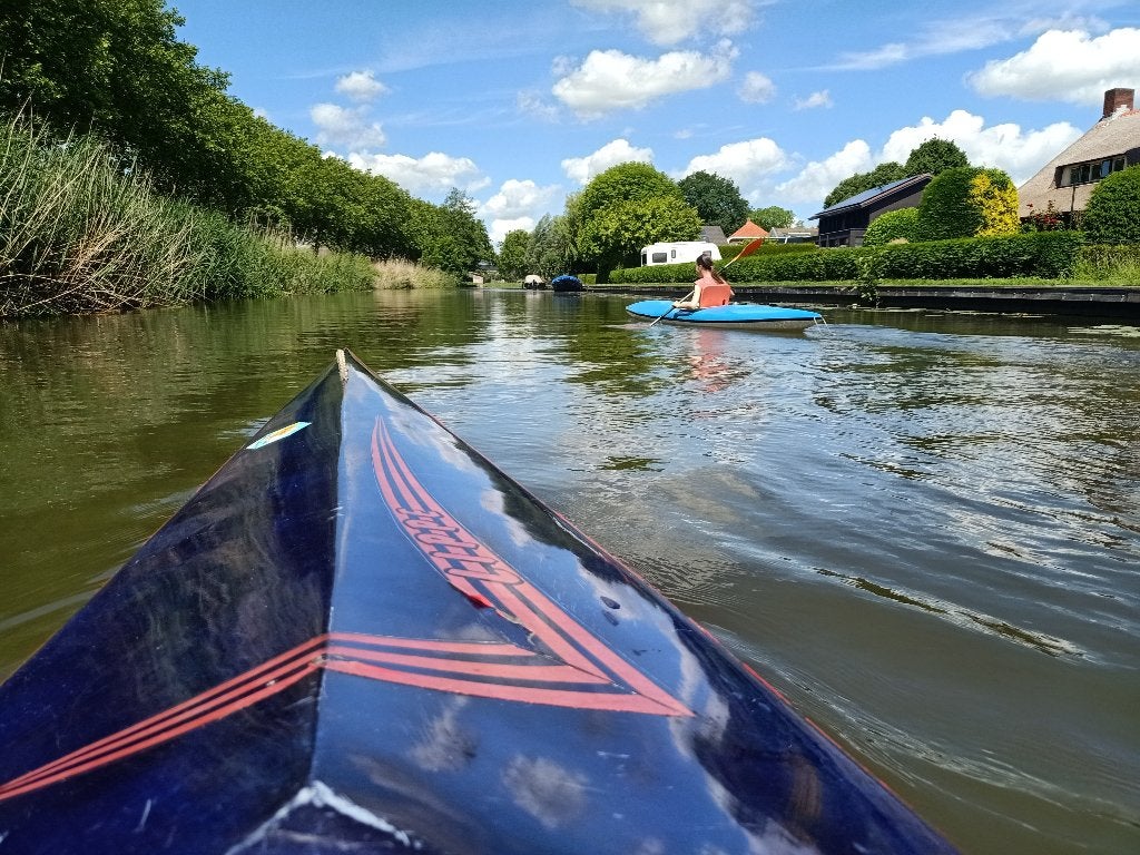 2x 1 persoons kajak, redelijke conditie, Watersport en Boten, Kano's, Ophalen, Gebruikt, Eén persoon, Met peddels