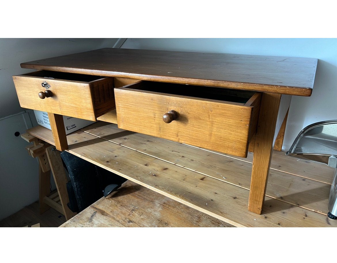 Antiek grenen salontafel  met 2 laden t.e.a.b., Ophalen, 100 tot 150 cm, Zo goed als nieuw, Grenenhout