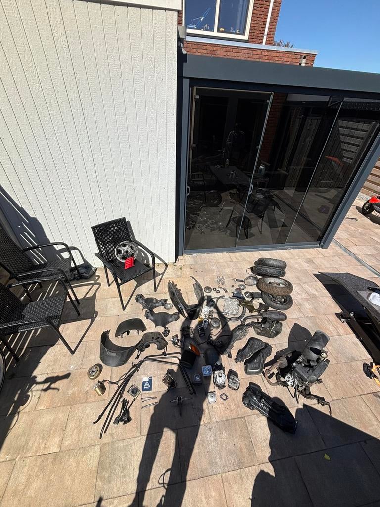 piaggio onderdelen 70/125/150/180, Ophalen