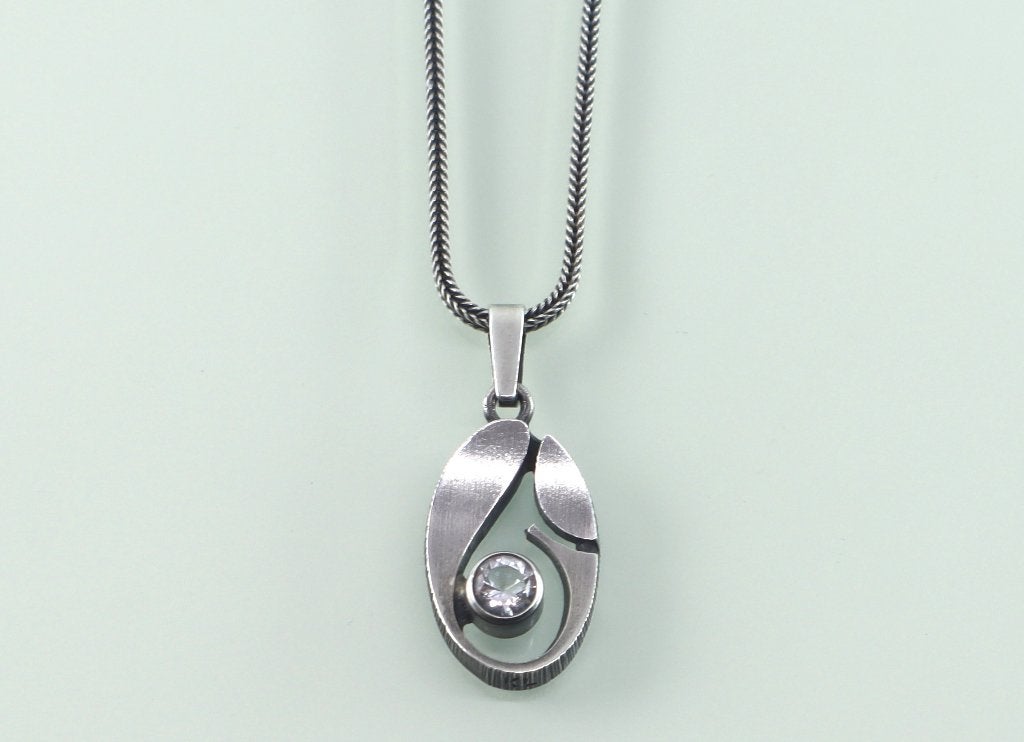 Zilveren hanger bergkristal Sten & Laine Finland met collier, Ophalen of Verzenden, Zilver, Hanger, Met edelsteen