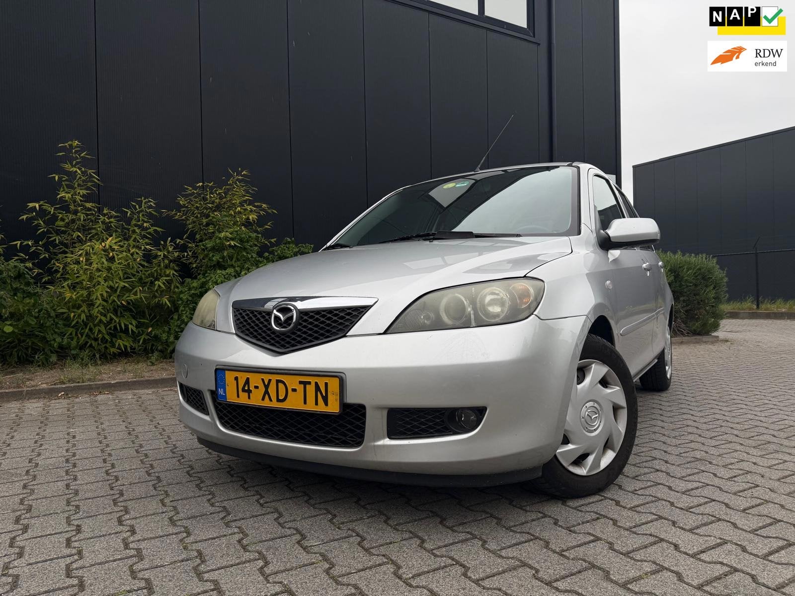 Mazda 2 1.4 Touring (INLEVEREN MET JAAR APK ), Auto's, 4 cilinders, Origineel Nederlands, Bedrijf, Euro 4