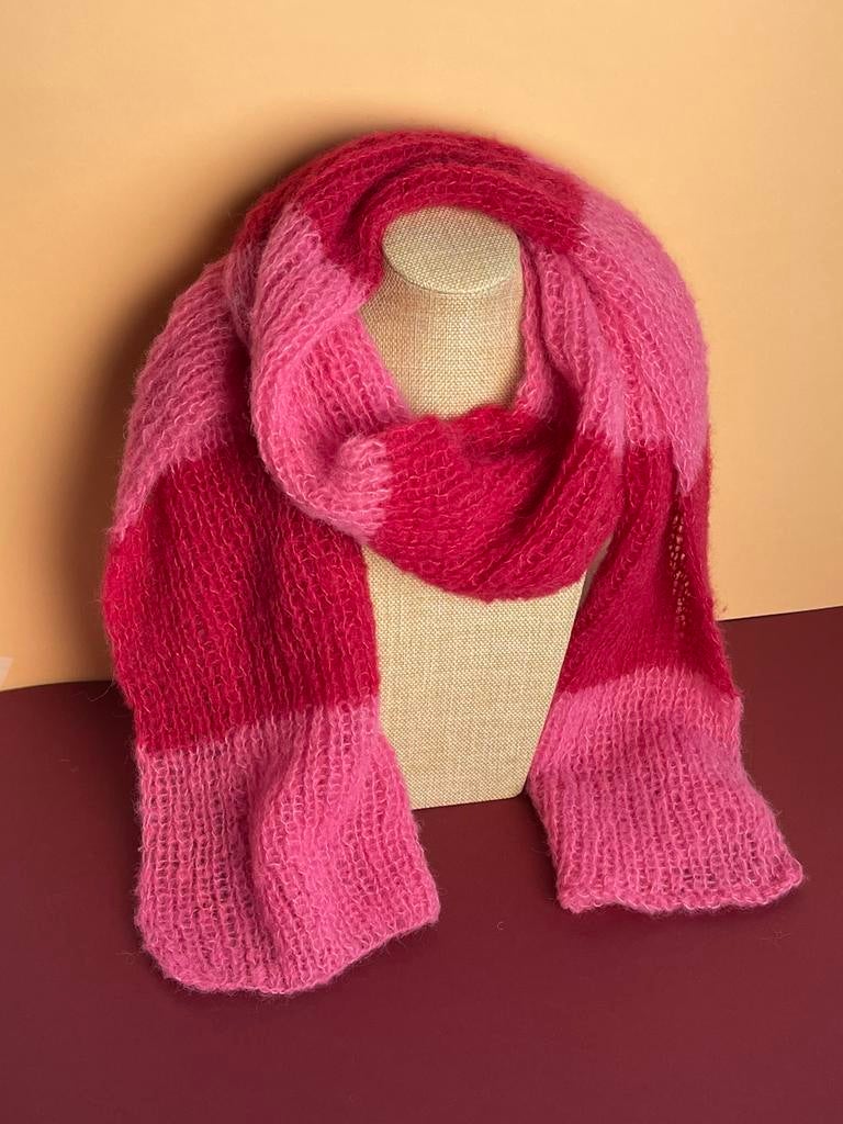 Handmade alpaca & silk scarf, Kleding | Dames, Mutsen, Sjaals en Handschoenen, Nieuw, Sjaal, Ophalen of Verzenden