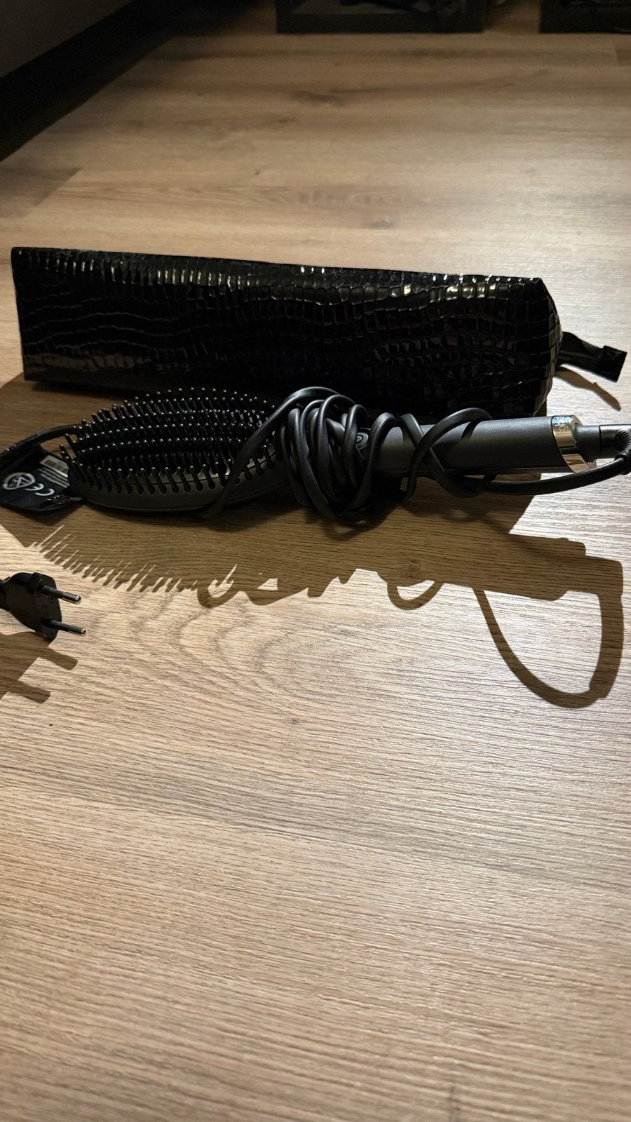 GHD Glide Smoothing Hot Brush Gift Set - Zo goed als nieuw, Ophalen of Verzenden, Zo goed als nieuw, Krultang of Stijltang
