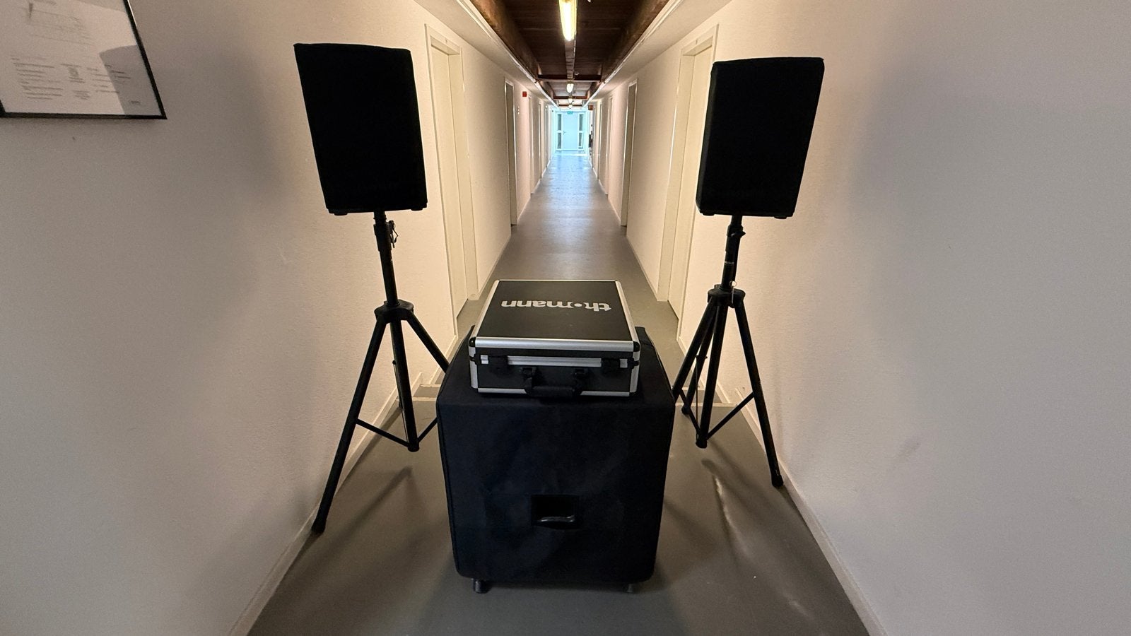 Complete PA-set: the t.mix XMIX 1202FX MP USB & the box CL, Muziek en Instrumenten, Mengpanelen, Ophalen, Gebruikt, 5 tot 10 kanalen