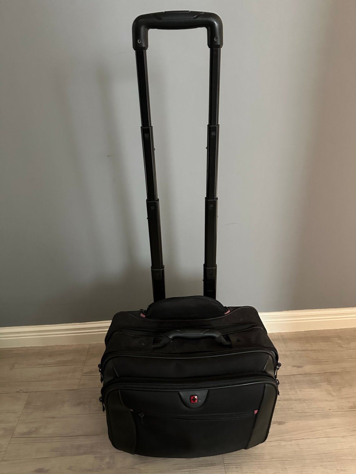 Wenger trolley - Ideaal voor zakelijk gebruik, 40 tot 60 cm, 20 tot 30 cm, Zwart, Ophalen of Verzenden