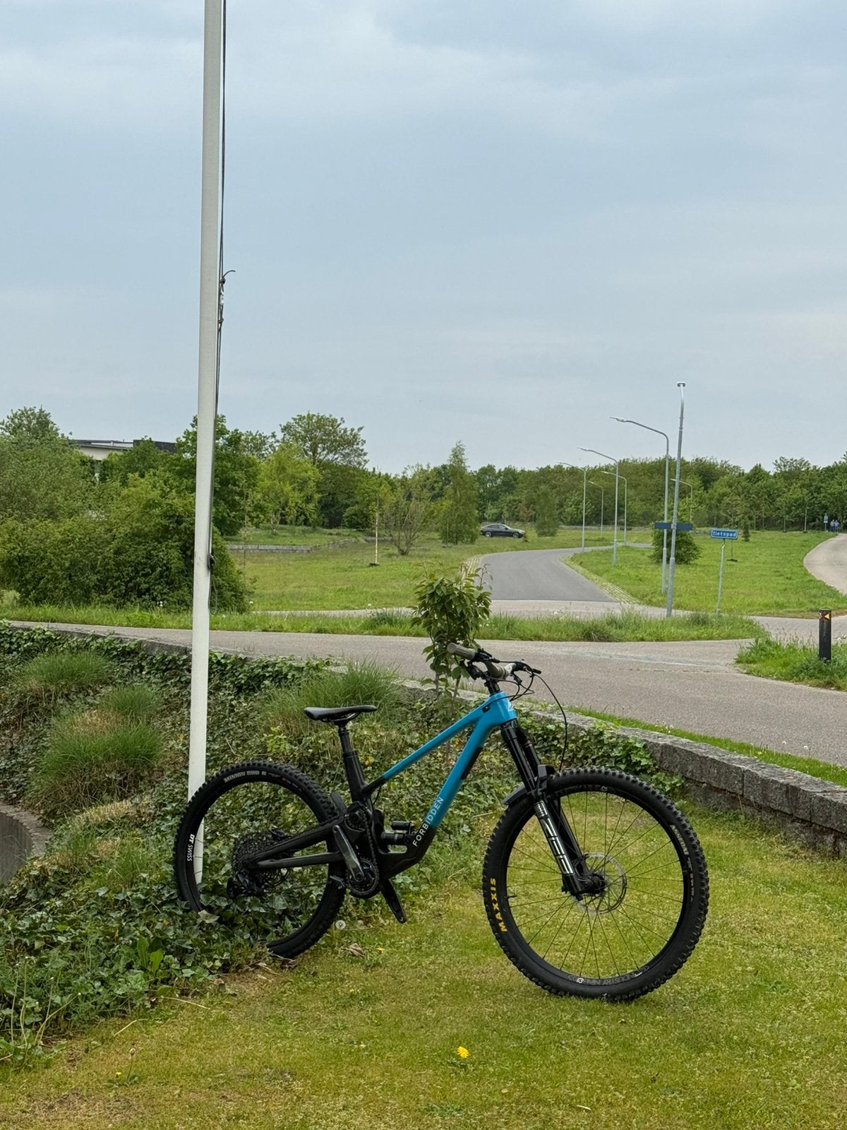 Forbidden Dreadnought GX LTD TEAM Maat M, Fietsen en Brommers, 49 tot 53 cm, Zo goed als nieuw, Schijfrem, Ophalen