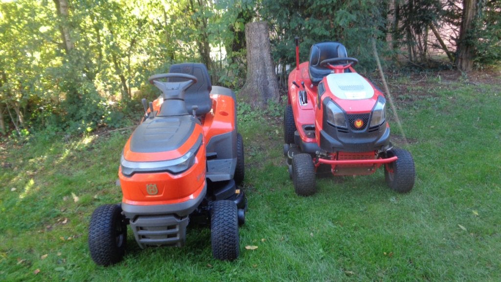 opruiming  2x zitmaaier met vangbak  1x zgan, Ophalen, Gebruikt, Husqvarna, Nederland