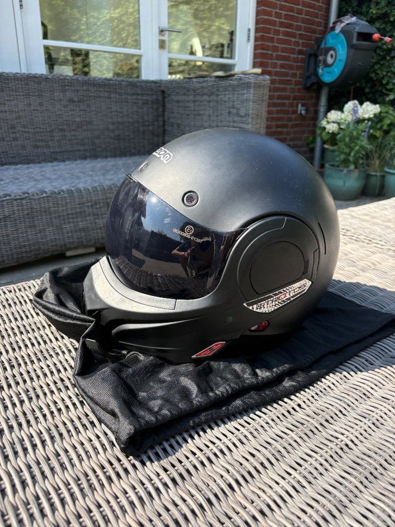 BEON Stratos helm scooter/motor  mat zwart ZGAN maat L, Jethelm, L, Tweedehands, Ophalen