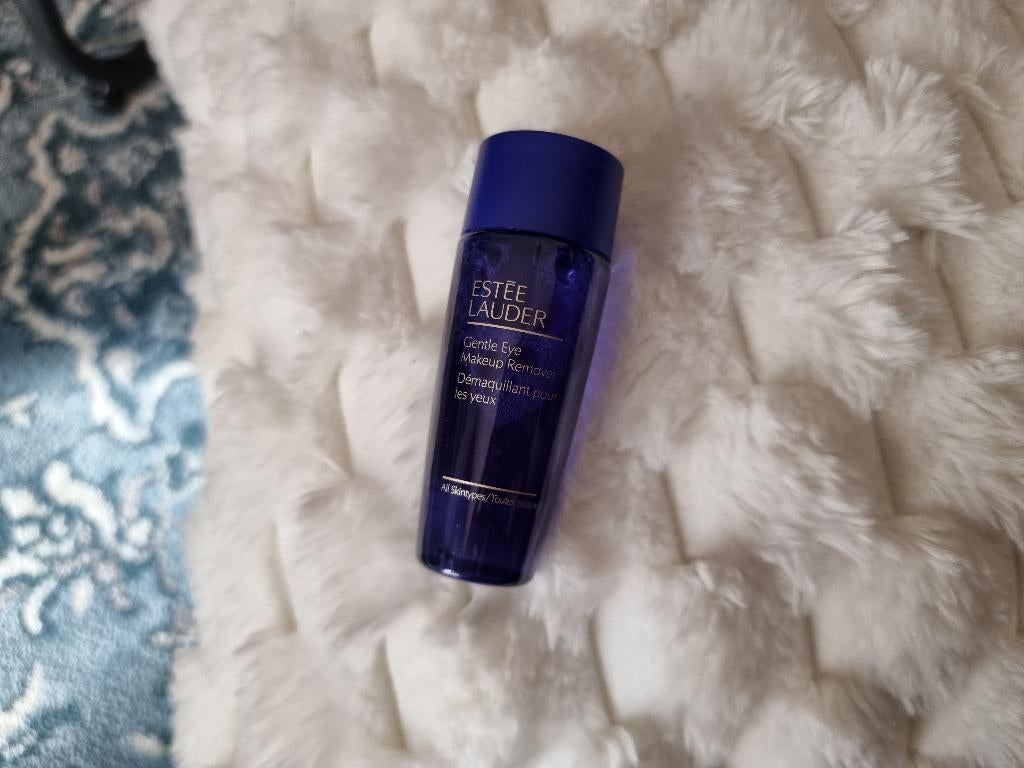 Estée Lauder make-up remover, Verzenden, Nieuw, Gehele gezicht, Make-up