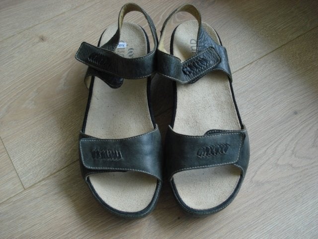 Nog hele mooie sandalen van DUREA maat 5,5 = 38 ruim, Kleding | Dames, Durea, Zo goed als nieuw, Grijs, Sandalen of Muiltjes