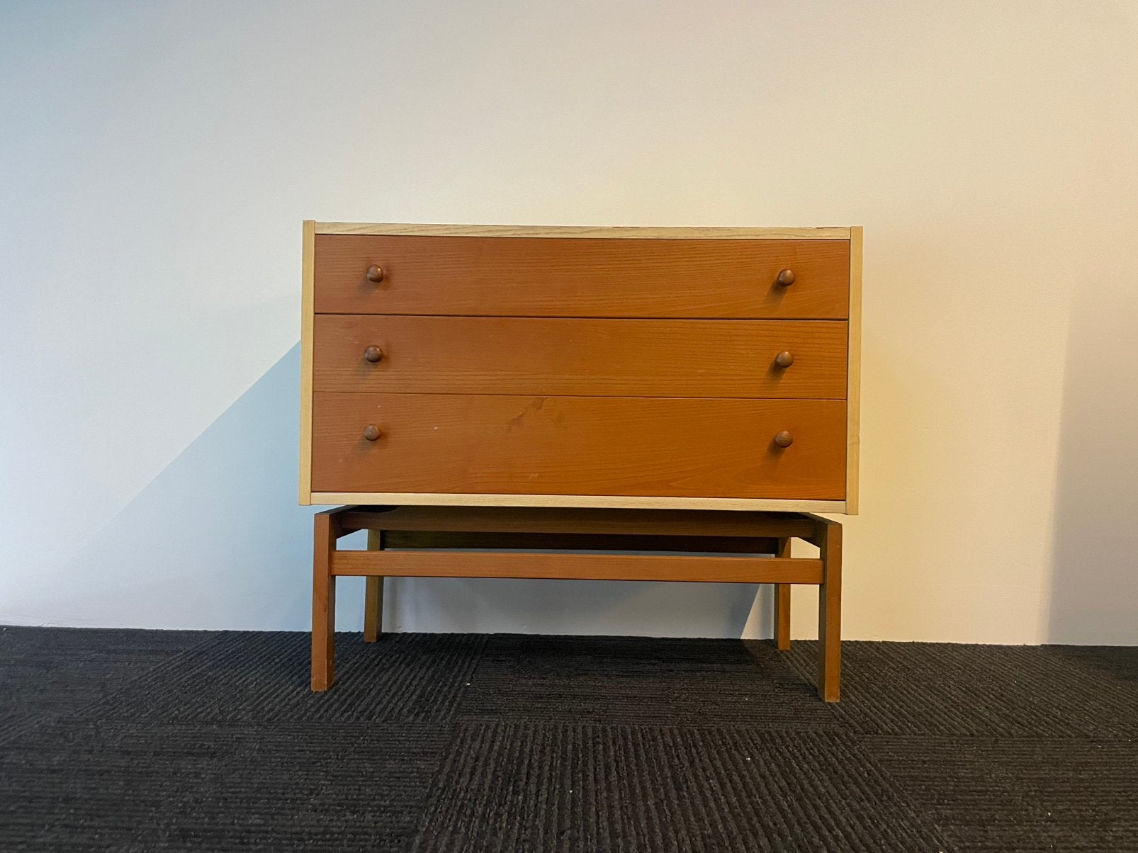 Vintage mid century ladekast / kastje / kast deens design, Ophalen, 50 tot 100 cm, 25 tot 50 cm, A