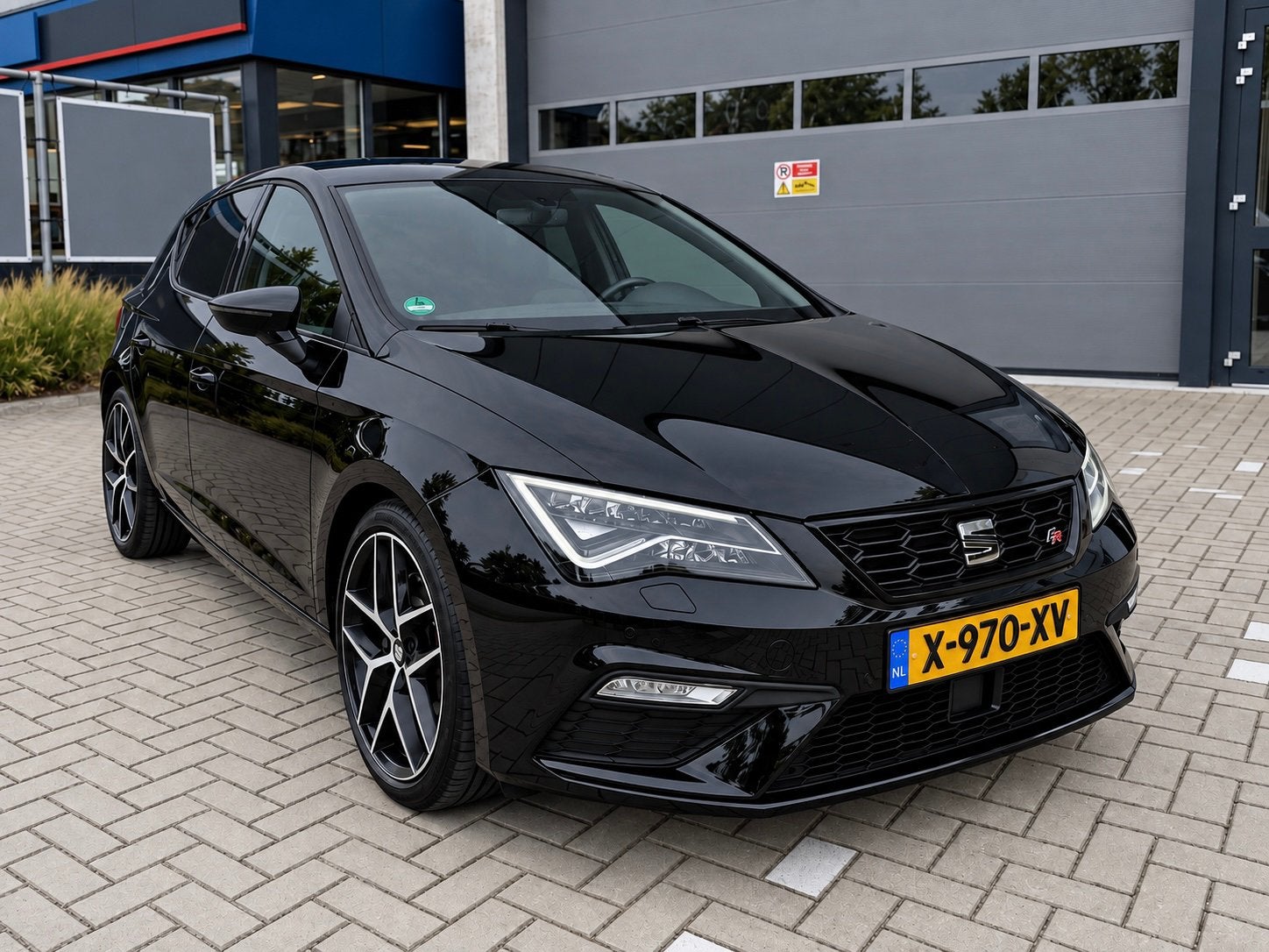 Seat Leon 2.0 TDI ORGINELE FR 150PK DSG-7 BOMBA! FULL! 2019, Auto's, 1272 kg, 4 cilinders, Leon, Zwart