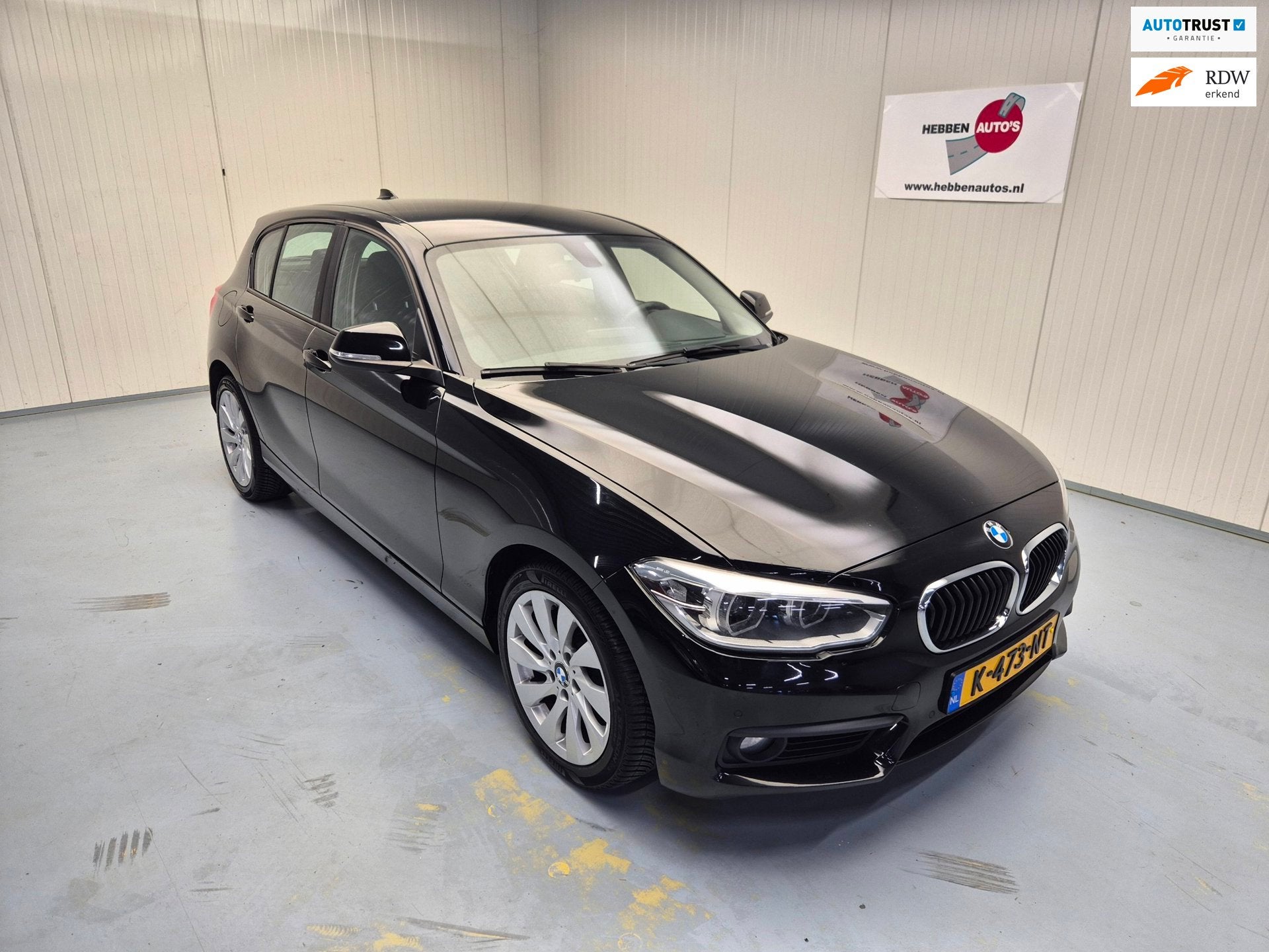 BMW 1-serie 118i M Sport Navi Ecc Cruise Control Alu Velgen, Auto's, BMW, 1-Serie, Dealer onderhouden, Zwart, Bedrijf