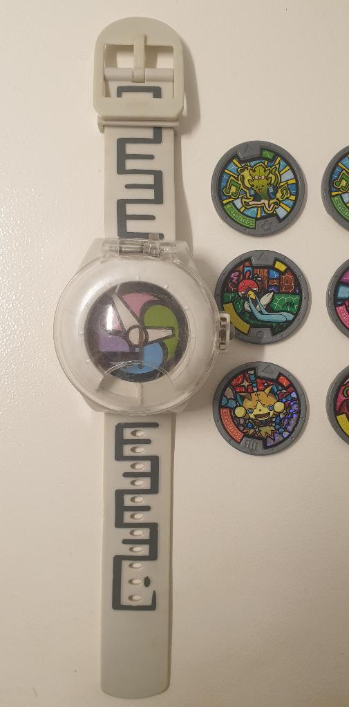Hasbro Yo-Kai Watch Horloge + 6 Medailles, Verzamelen, Speelgoed, Zo goed als nieuw, Ophalen of Verzenden