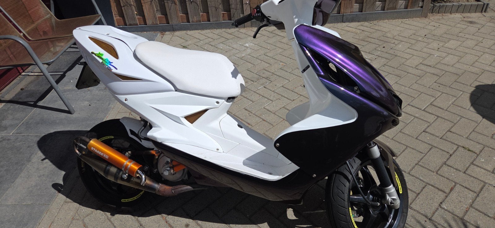Yamaha Aerox met veel extra onderdelen, Fietsen en Brommers, Scooters | Yamaha, Ophalen, Aerox, Maximaal 45 km/u, Zo goed als nieuw