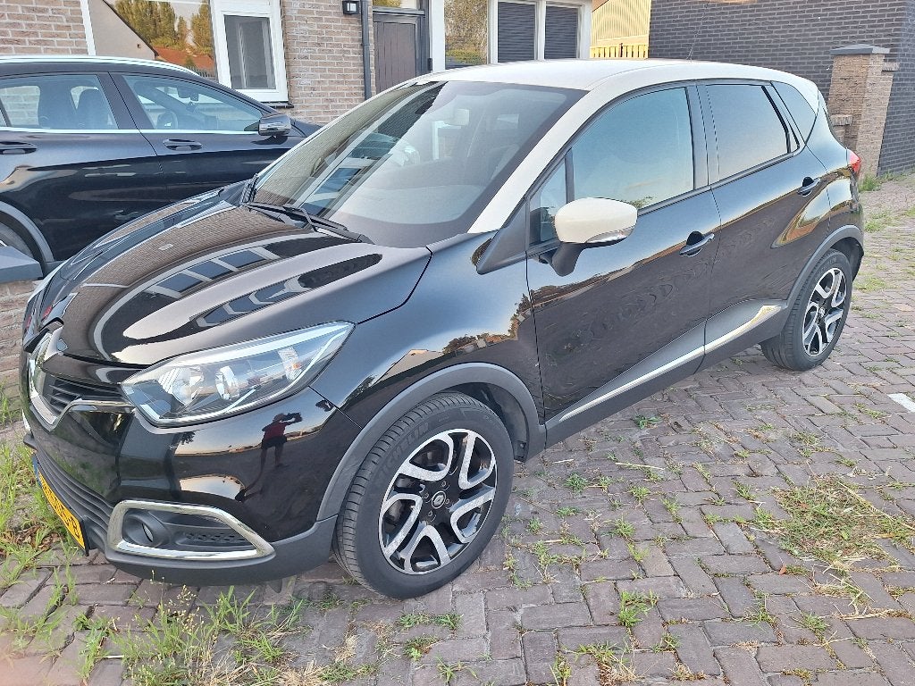 Renault Captur 1.2 TCE 120 EDC 2017 Zwart, Auto's, Renault, Stof, 625 kg, 4 cilinders, Zwart