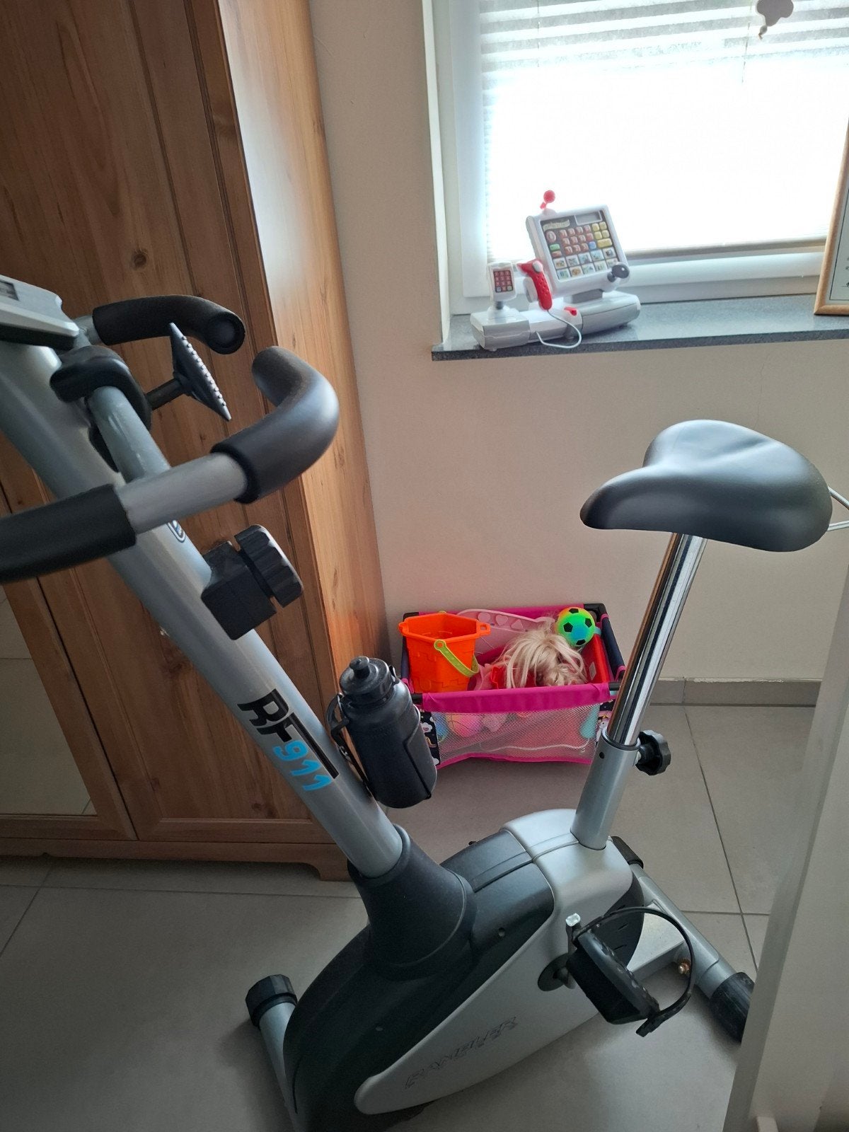 Zo goed als nieuwe hometrainer - Rambler, Sport en Fitness, Ophalen, Zo goed als nieuw, Hometrainer
