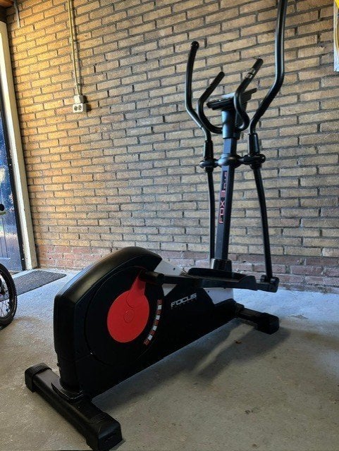 Crosstrainer Focus Fitness Fox 3 iPlus, Sport en Fitness, Ophalen, Gebruikt, Crosstrainer
