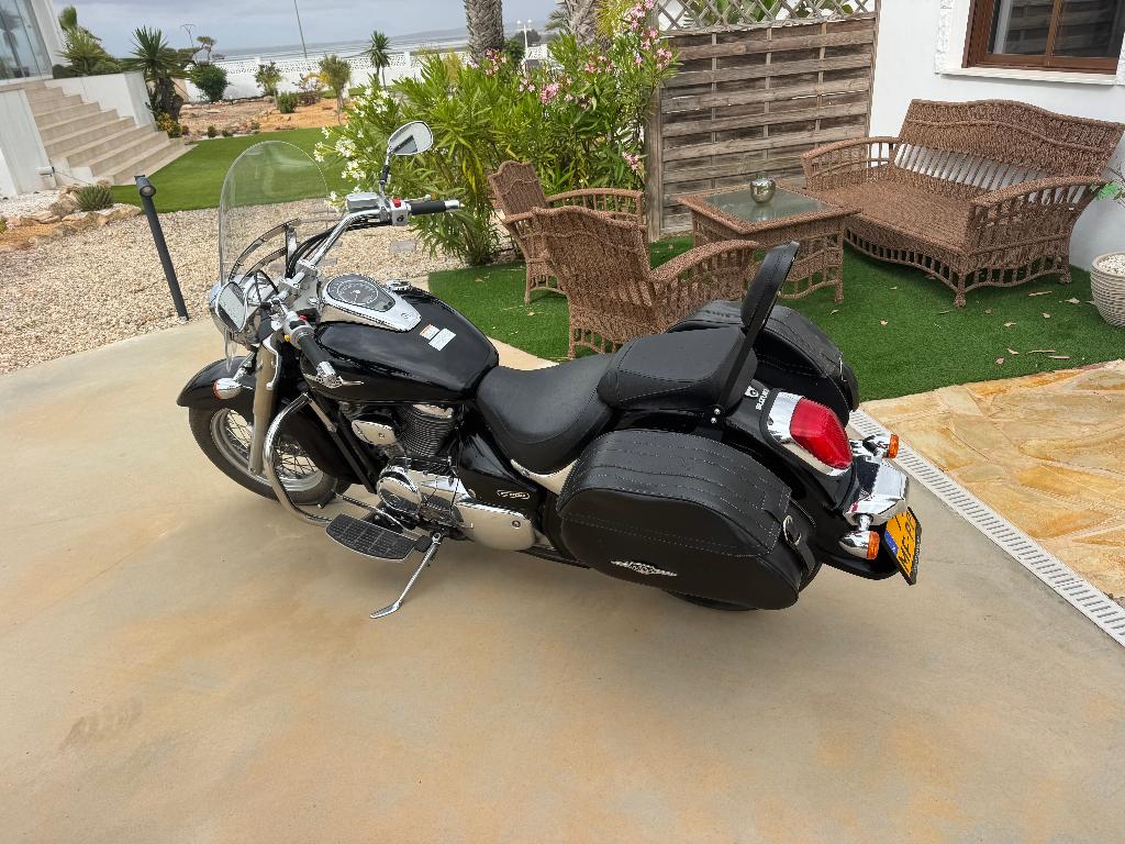 motoren suzuki Intruder VL 800, Motoren, 2 cilinders, Occasion, Chopper, Particulier